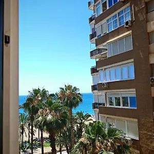 https://apartamento-malaga-port.1costadelsol.com