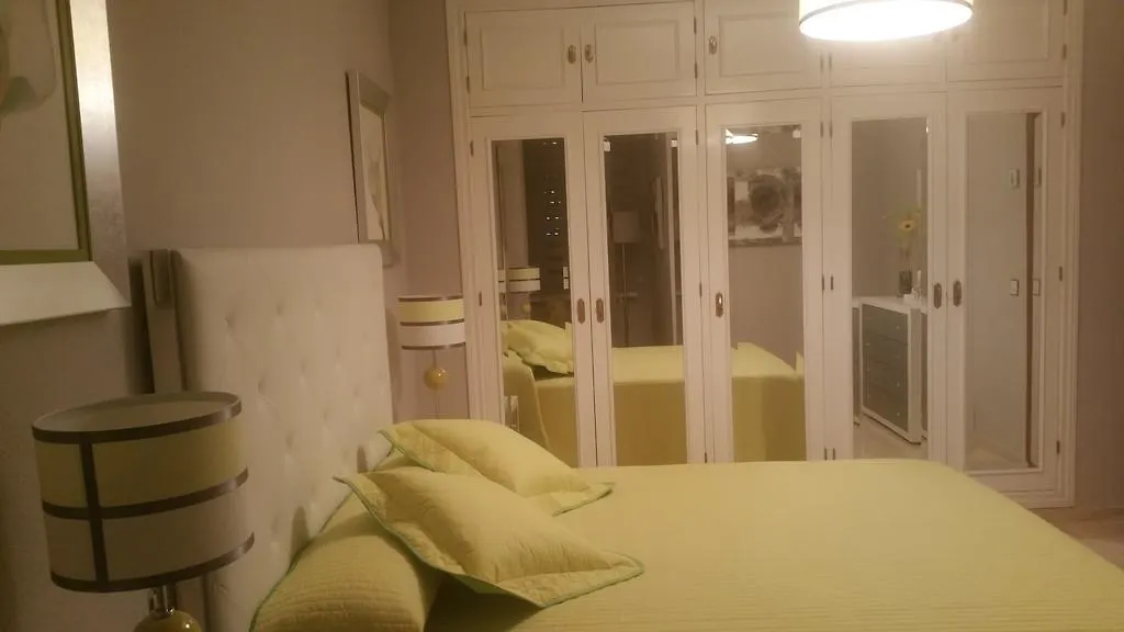Apartamento Eduardo Dato Seville Spain